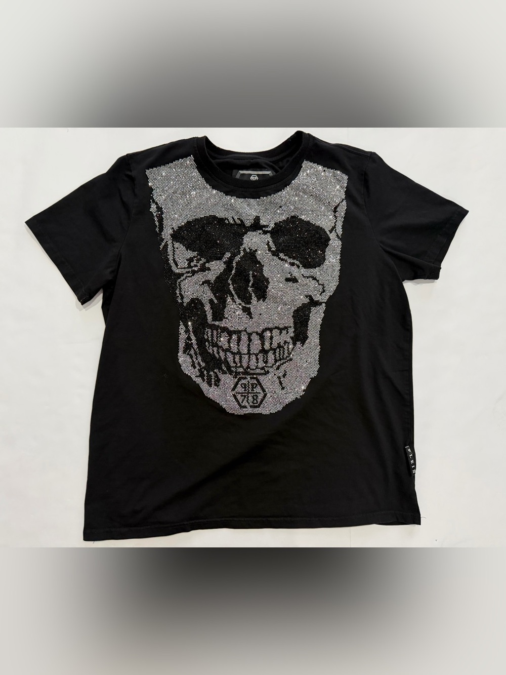 Philipp Plein Black T-shirt featuring vertical Rhinestone Skull Size 3XL Mens